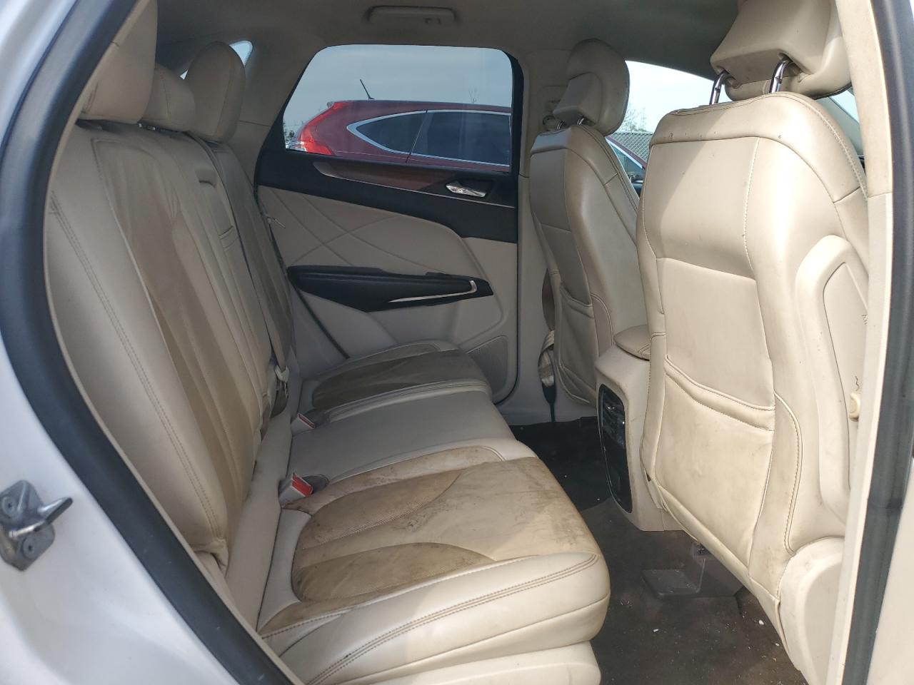 2017 Lincoln MKC - Image 11