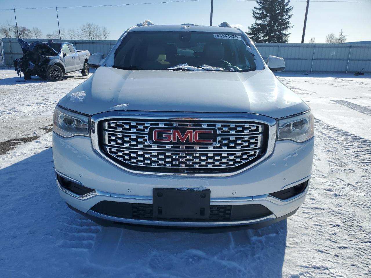 2017 GMC Acadia - Image 5