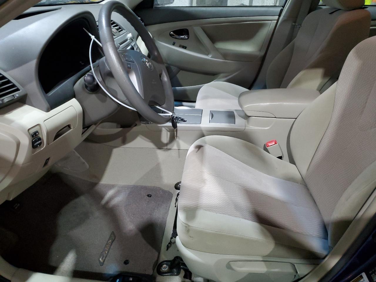 2011 Toyota Camry - Image 7