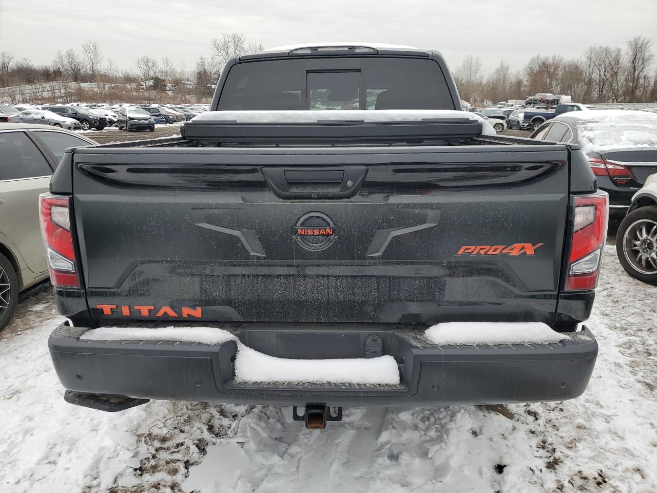 2021 Nissan Titan - Image 6