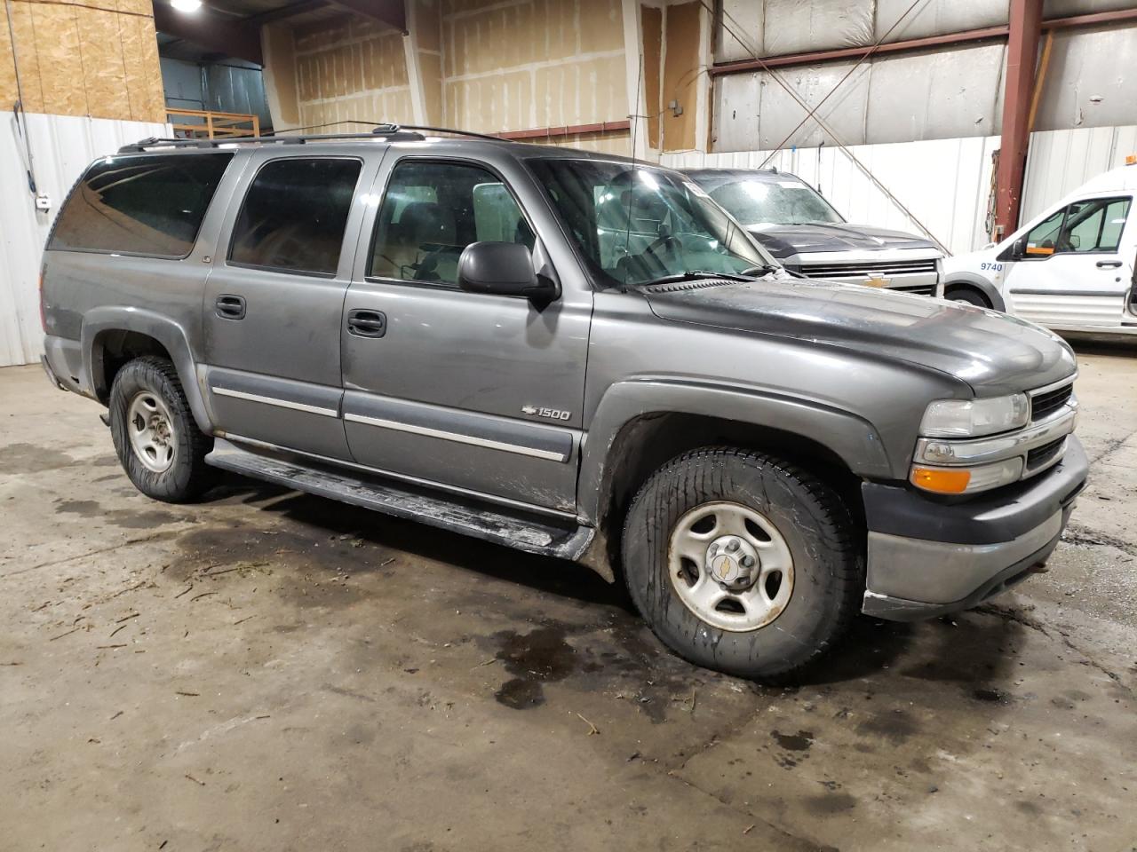 2001 Chevrolet Suburban - Image 4