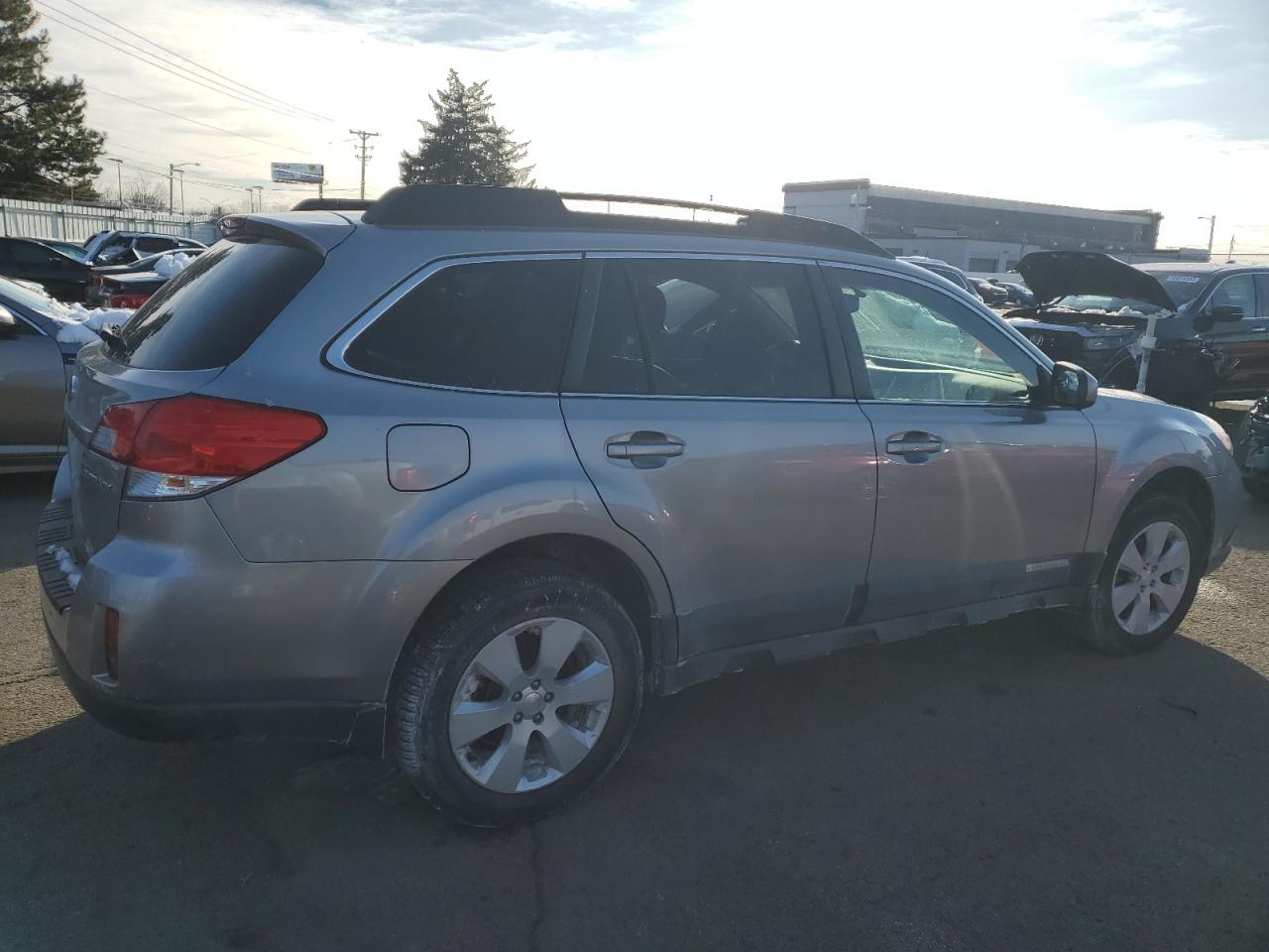 2011 Subaru Outback - Image 3