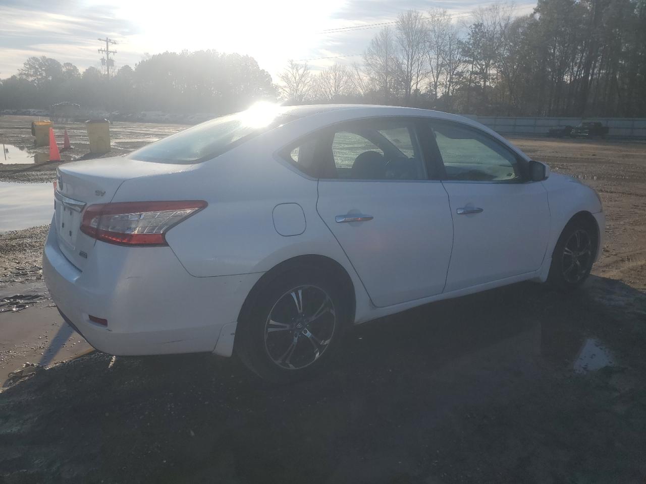 2013 Nissan Sentra - Image 3