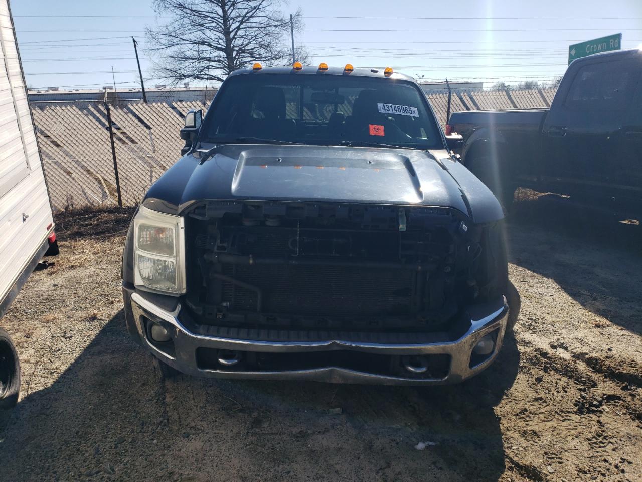 2011 Ford F450 - Image 5