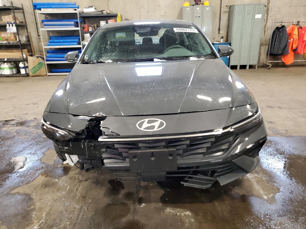 2024 Hyundai Elantra - Image 5