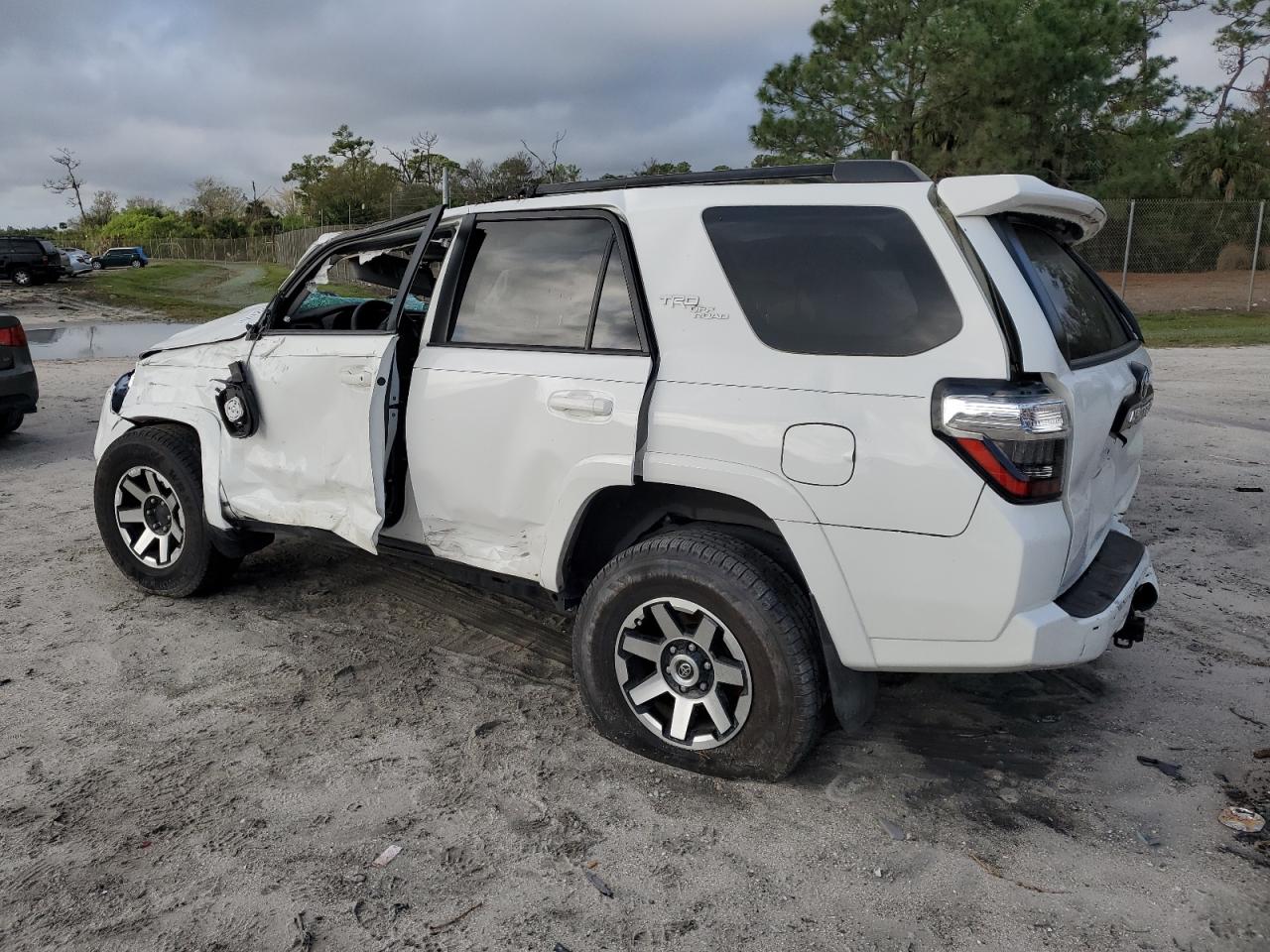 2021 Toyota 4Runner - Image 2
