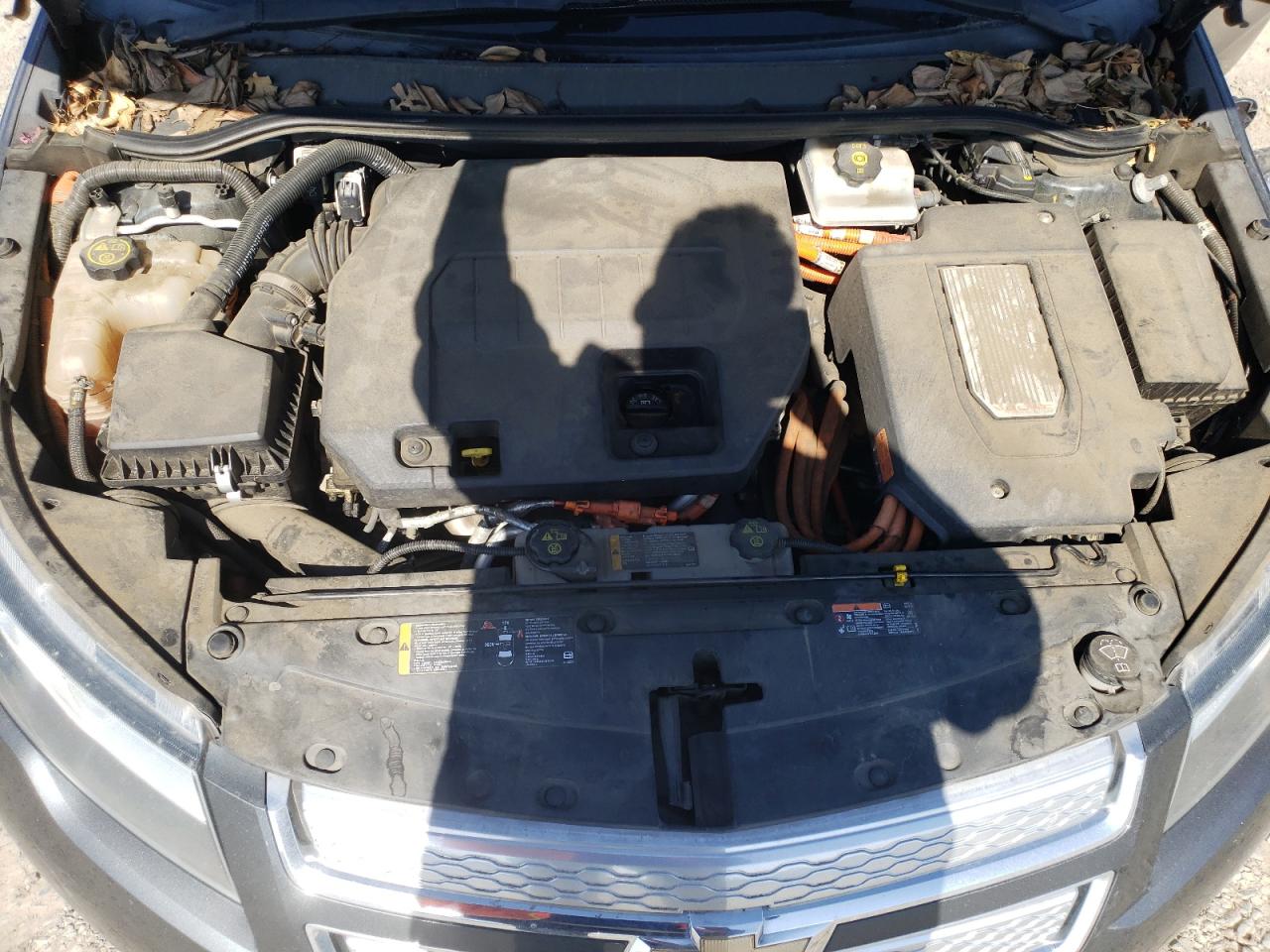2013 Chevrolet Volt - Image 11