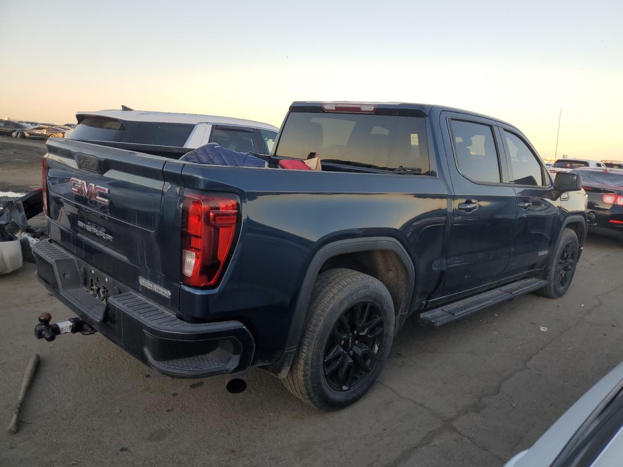 2021 GMC Sierra - Image 3