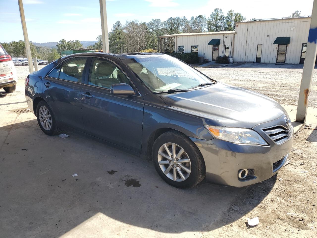 2011 Toyota Camry - Image 4