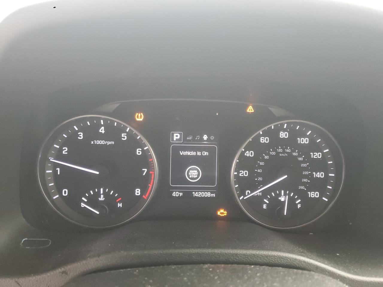 2017 Hyundai Elantra - Image 9