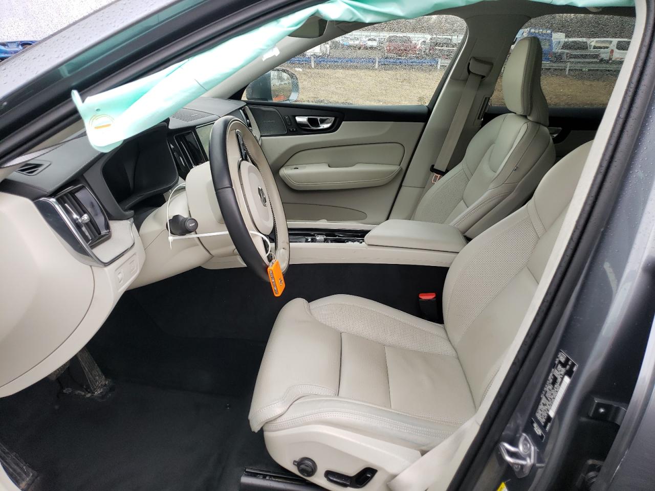 2021 Volvo XC60 - Image 7
