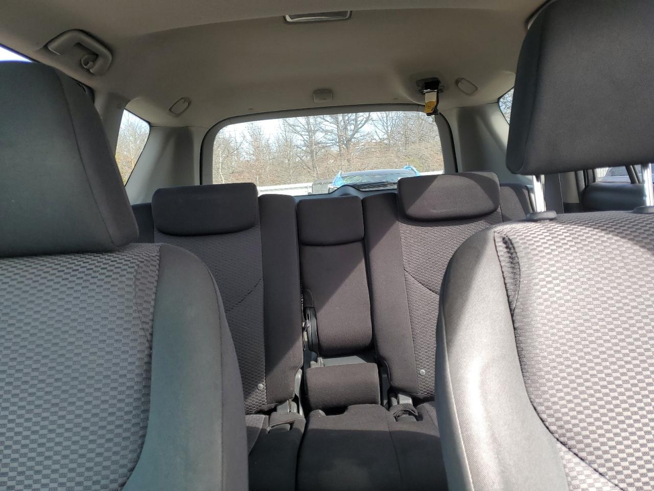2011 Toyota RAV 4 - Image 10