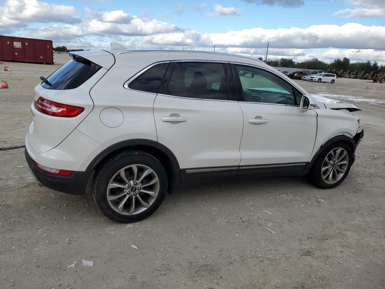 2019 Lincoln MKC - Image 3