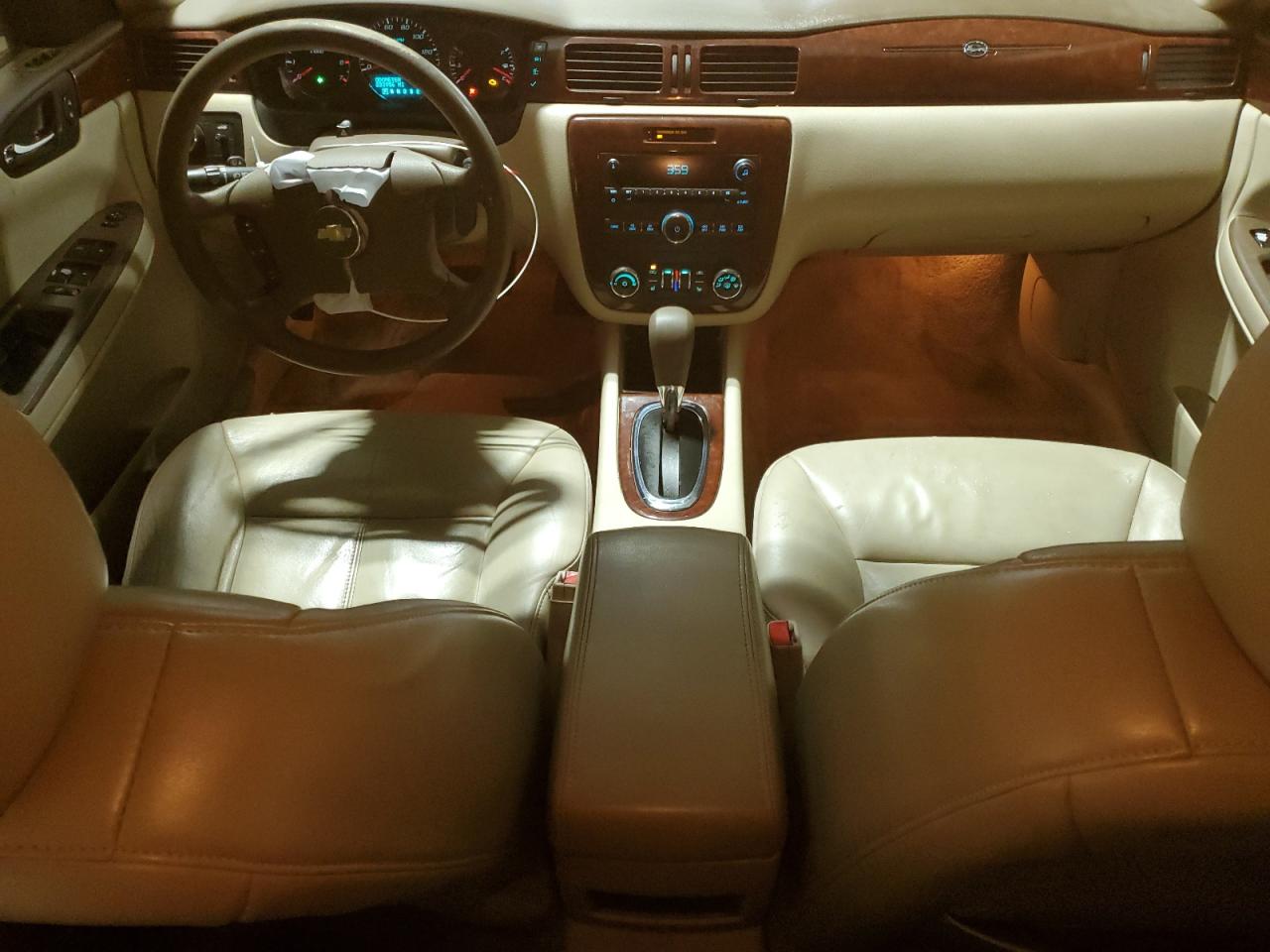 2008 Chevrolet Impala - Image 8