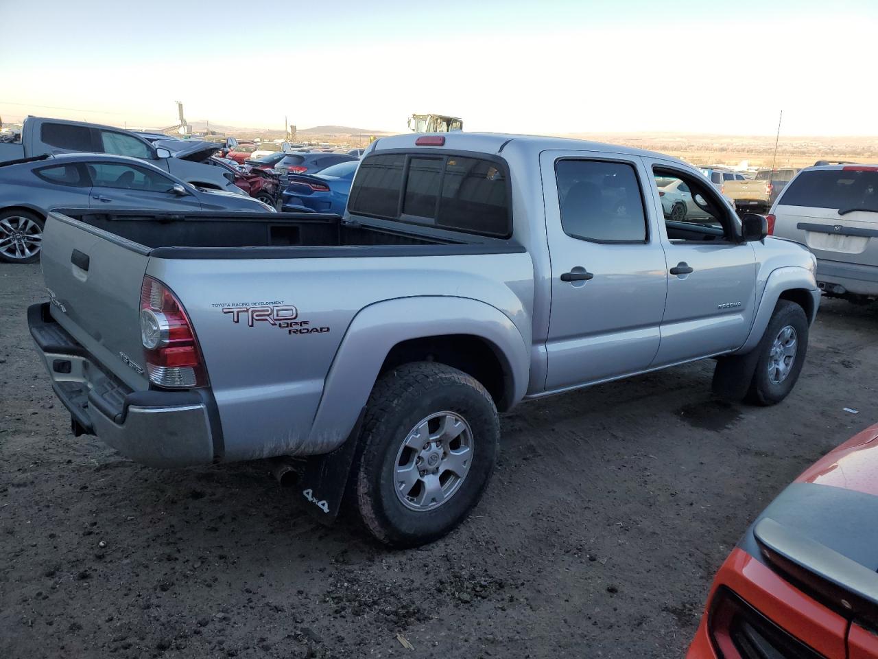 2010 Toyota Tacoma - Image 3