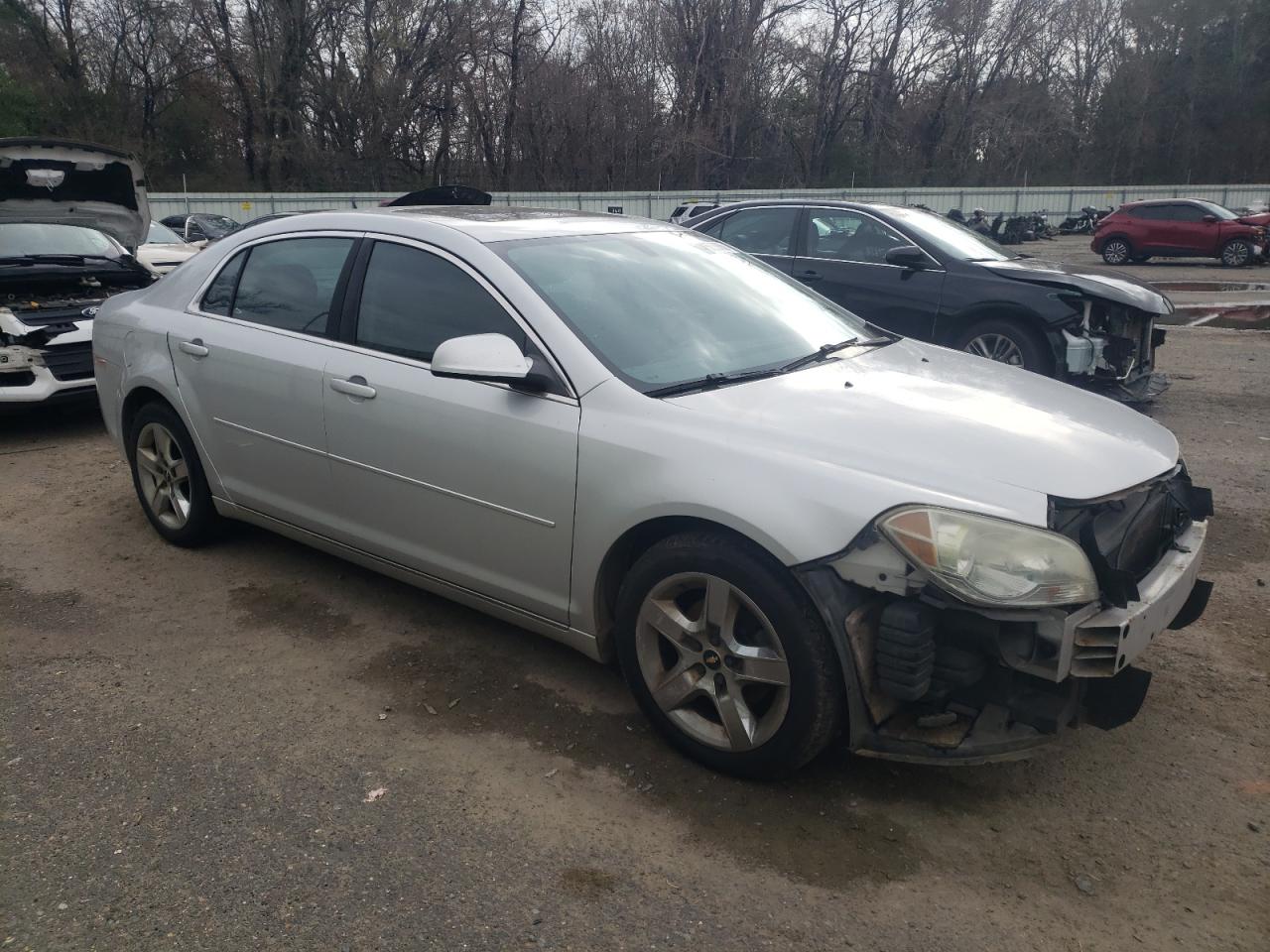 2010 Chevrolet Malibu - Image 4