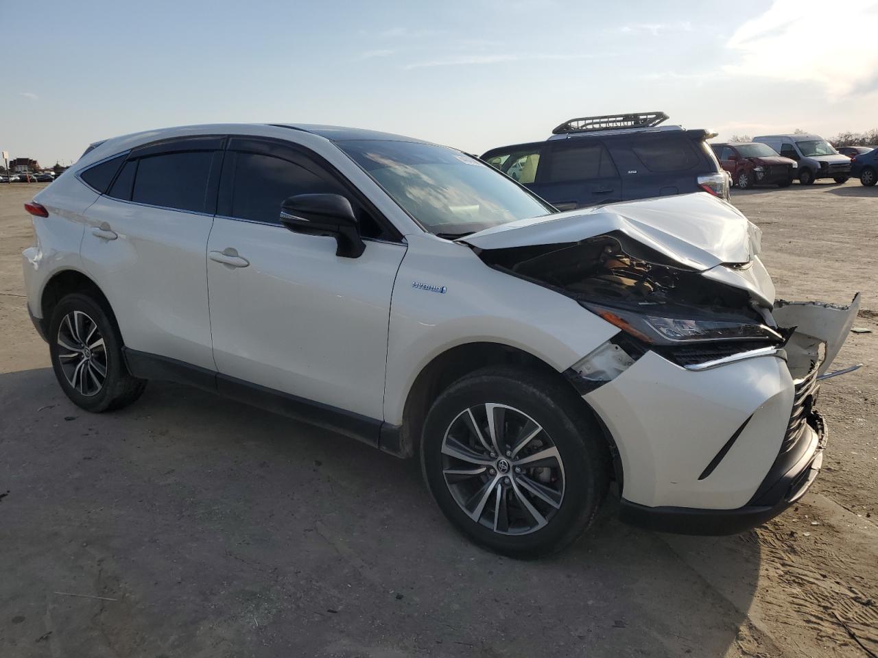 2021 Toyota Venza - Image 4