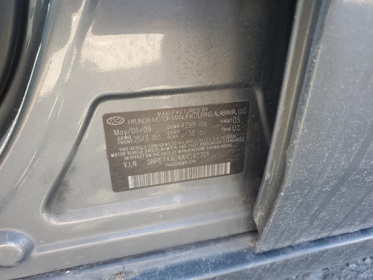 2010 Hyundai Sonata - Image 12