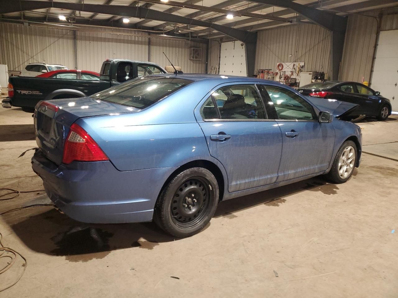 2010 Ford Fusion - Image 3