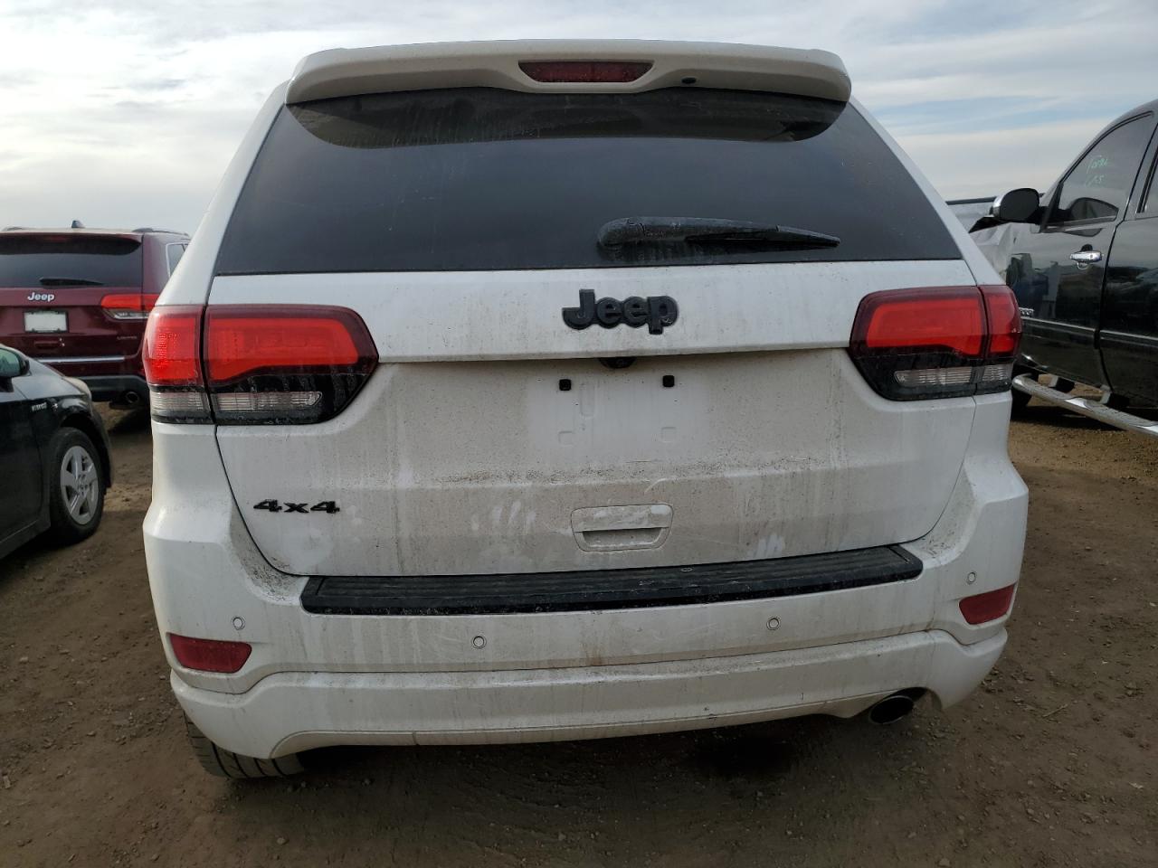 2018 Jeep Grand Cherokee - Image 6
