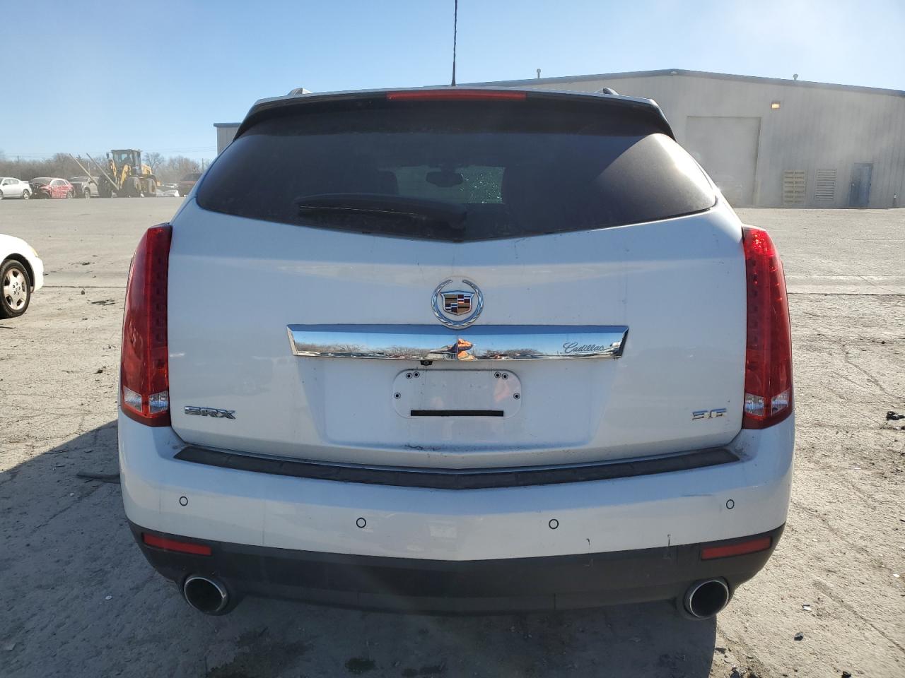 2016 Cadillac SRX - Image 6