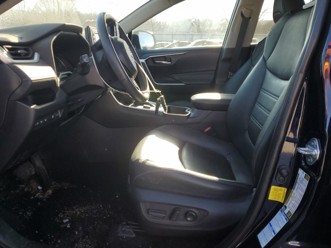 2022 Toyota RAV 4 - Image 7