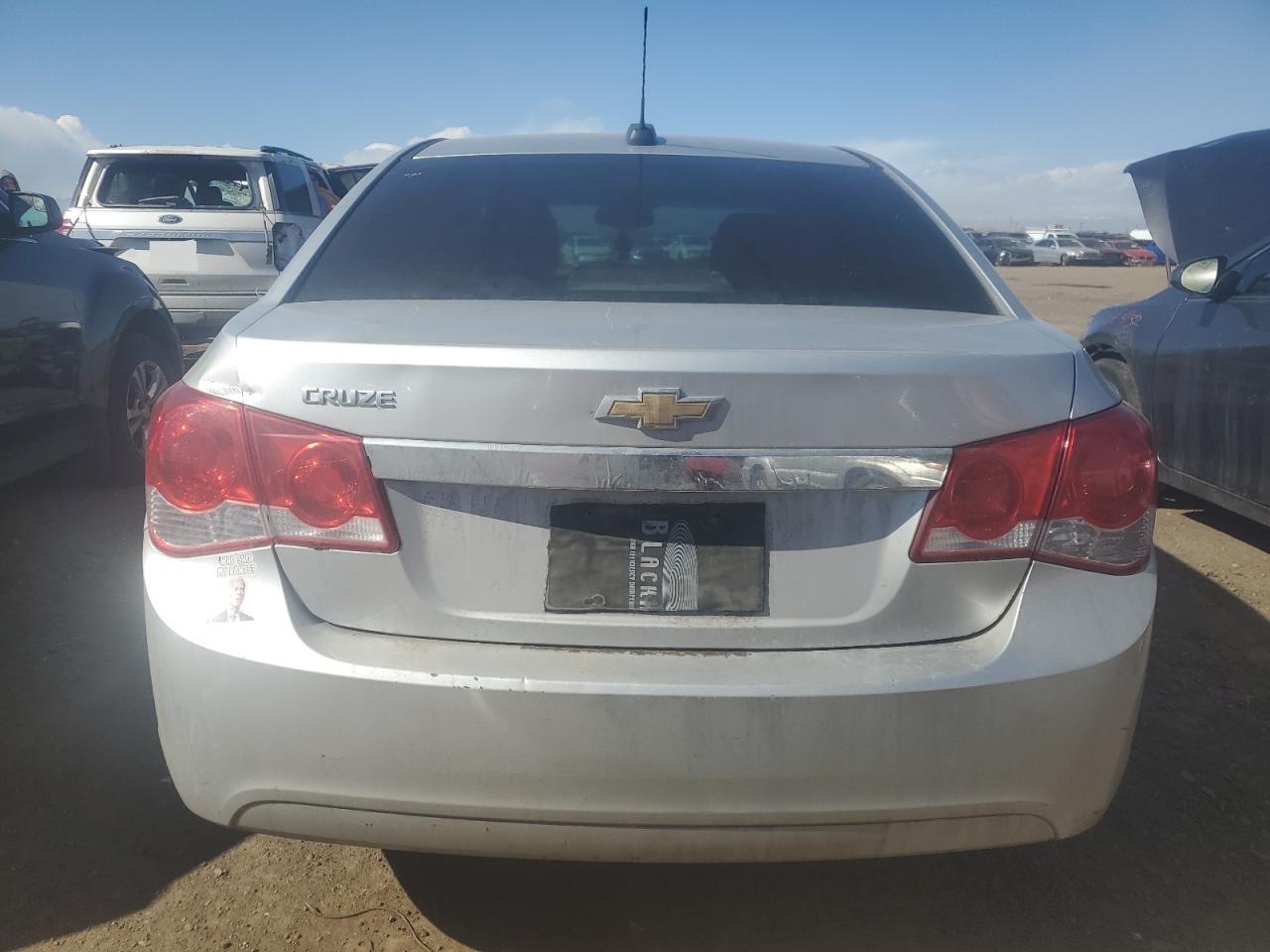 2015 Chevrolet Cruze - Image 6