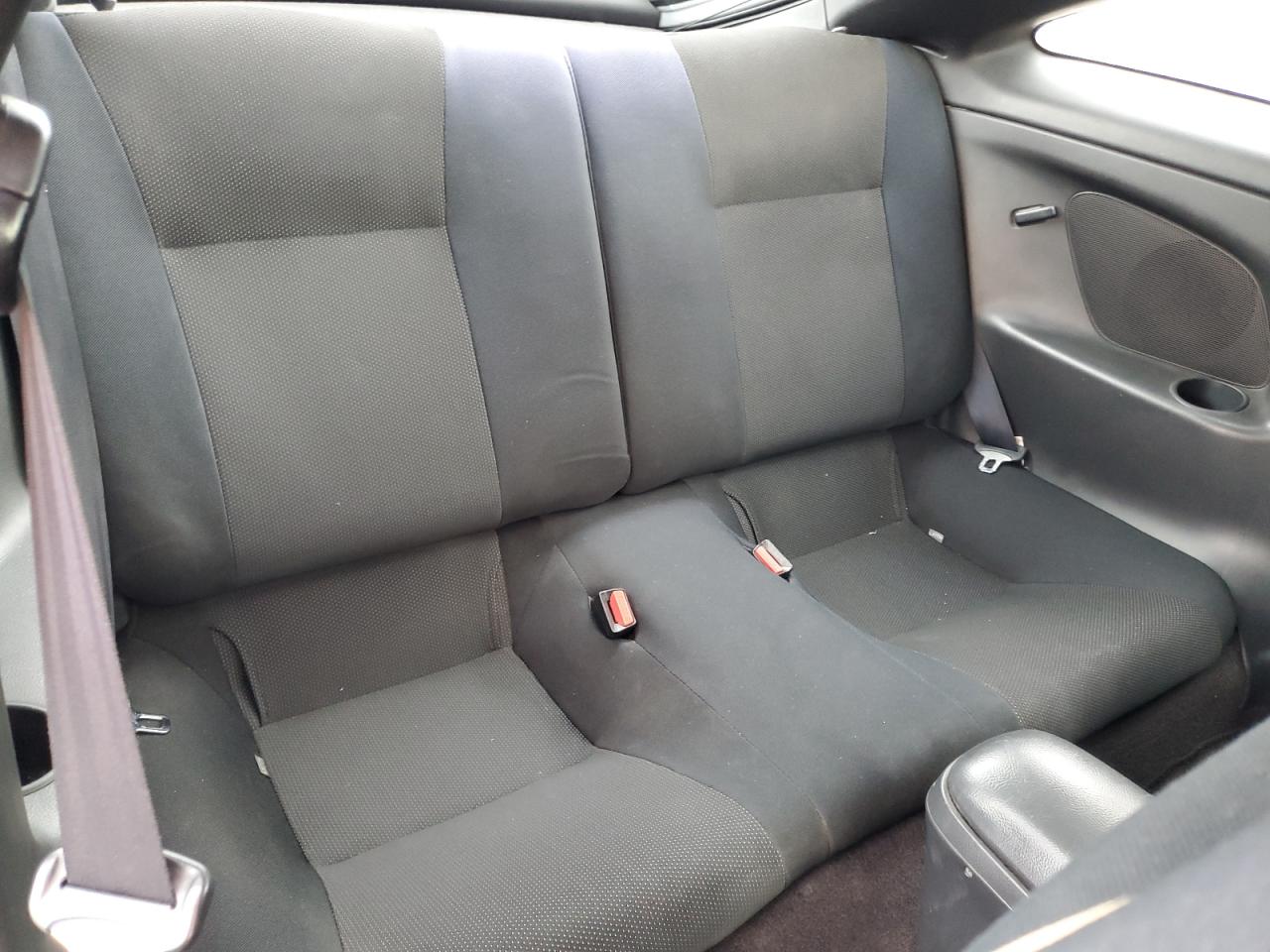 2004 Toyota Celica - Image 10