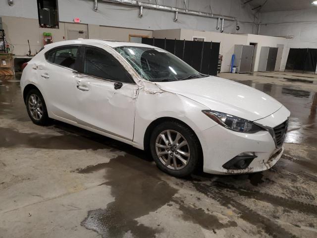  MAZDA 3 2016 Biały