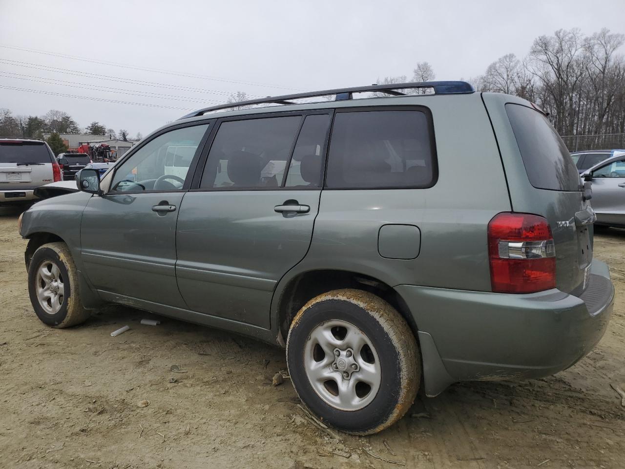 2005 Toyota Highlander - Image 2