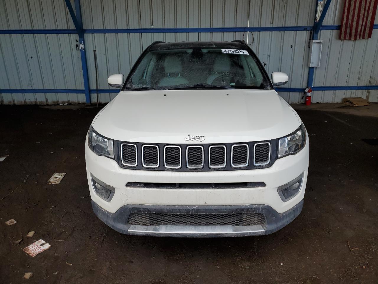 2019 Jeep Compass - Image 5