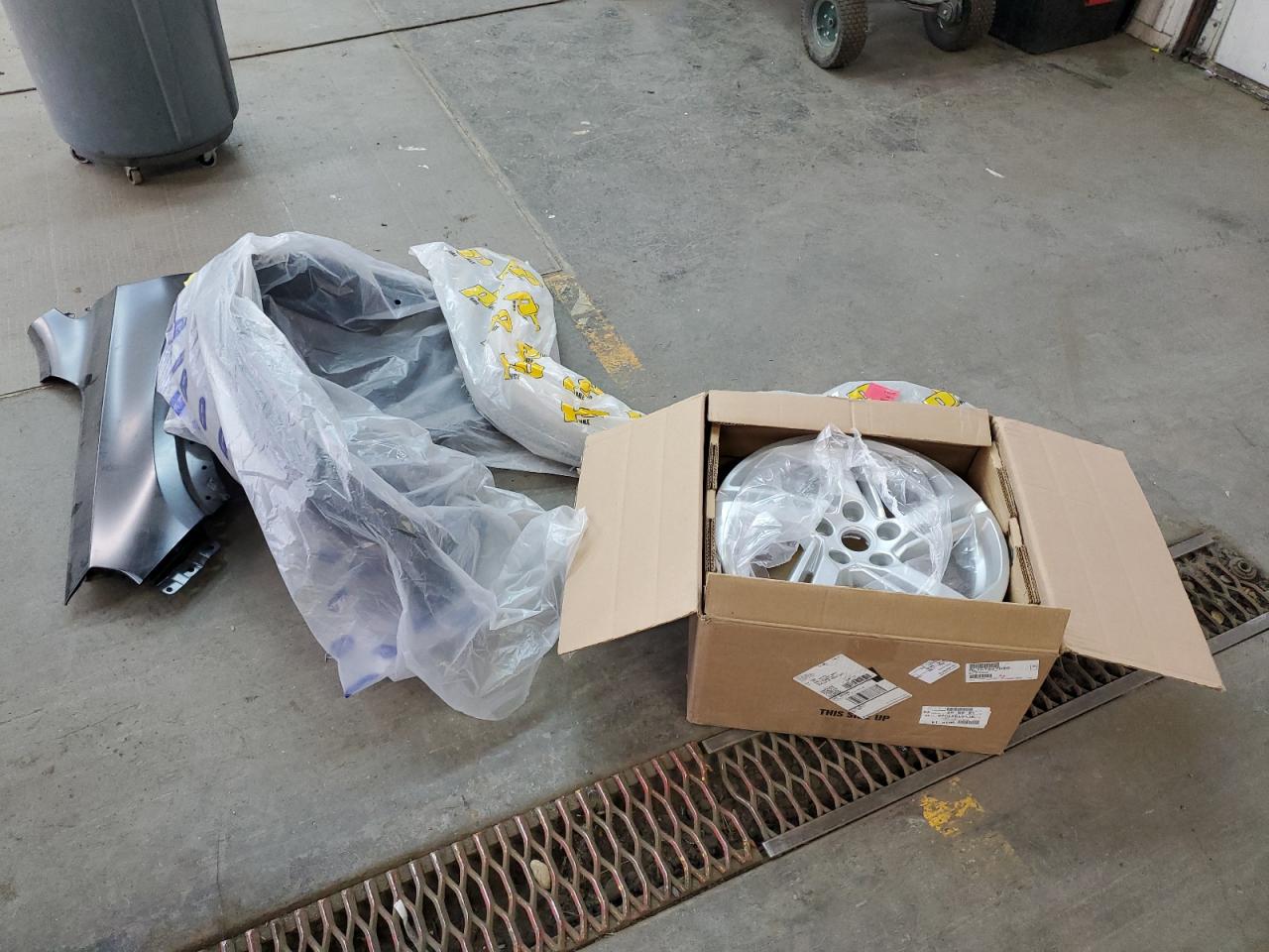 2018 GMC Terrain - Image 13