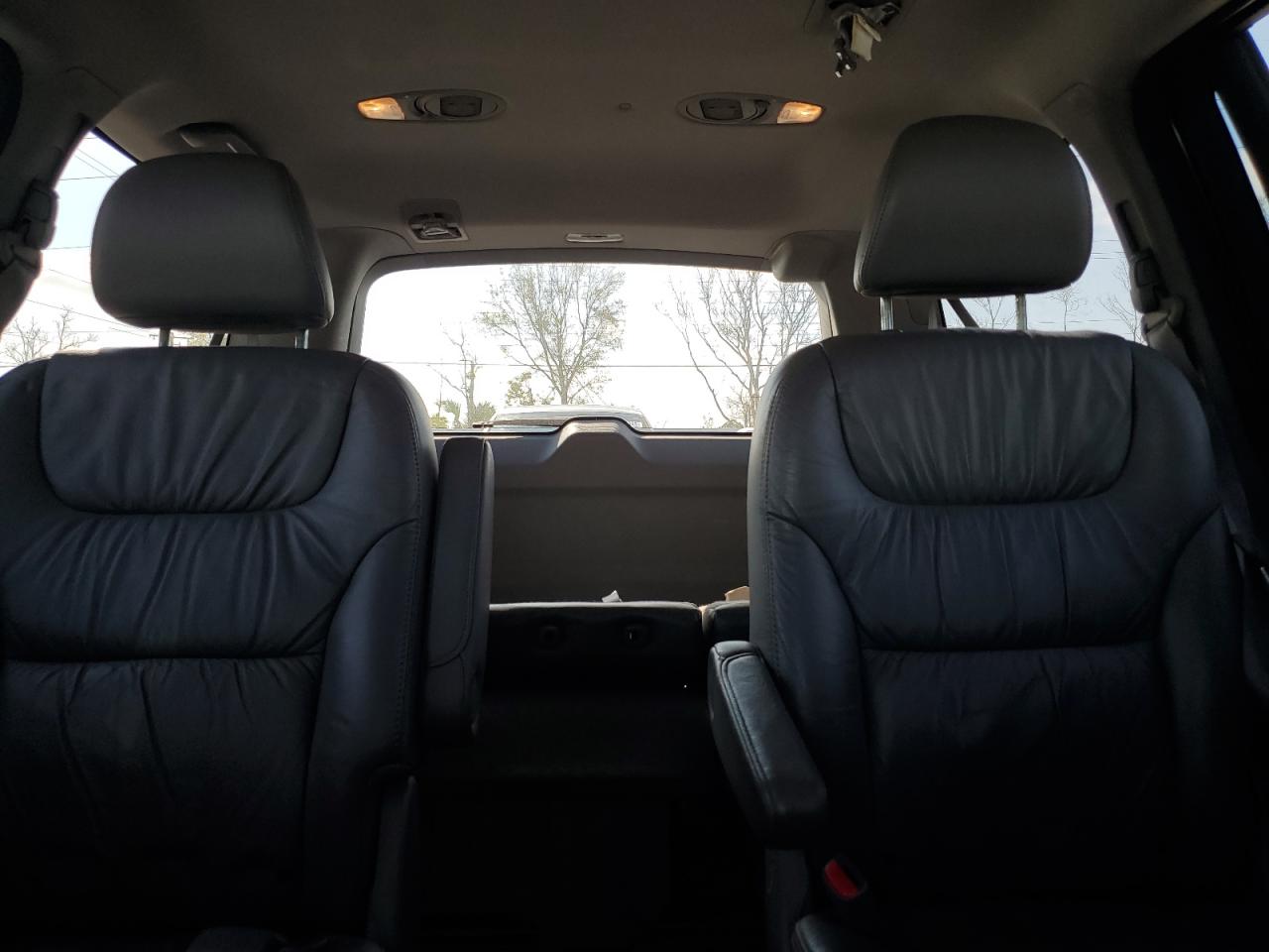 2009 Honda Odyssey - Image 10