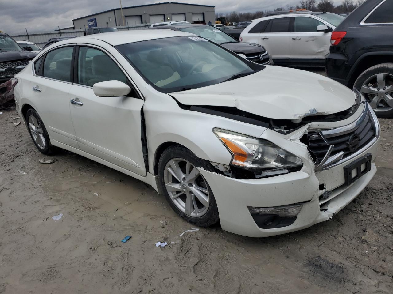 2015 Nissan Altima - Image 4