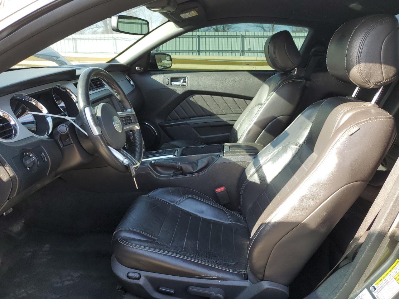 2014 Ford Mustang - Image 7