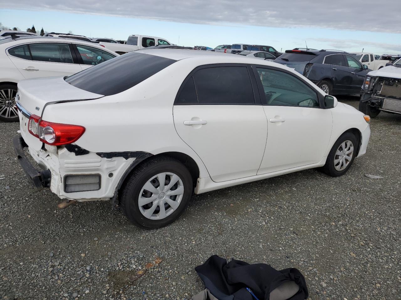 2011 Toyota Corolla - Image 3