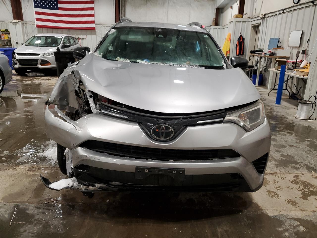 2018 Toyota RAV 4 - Image 5