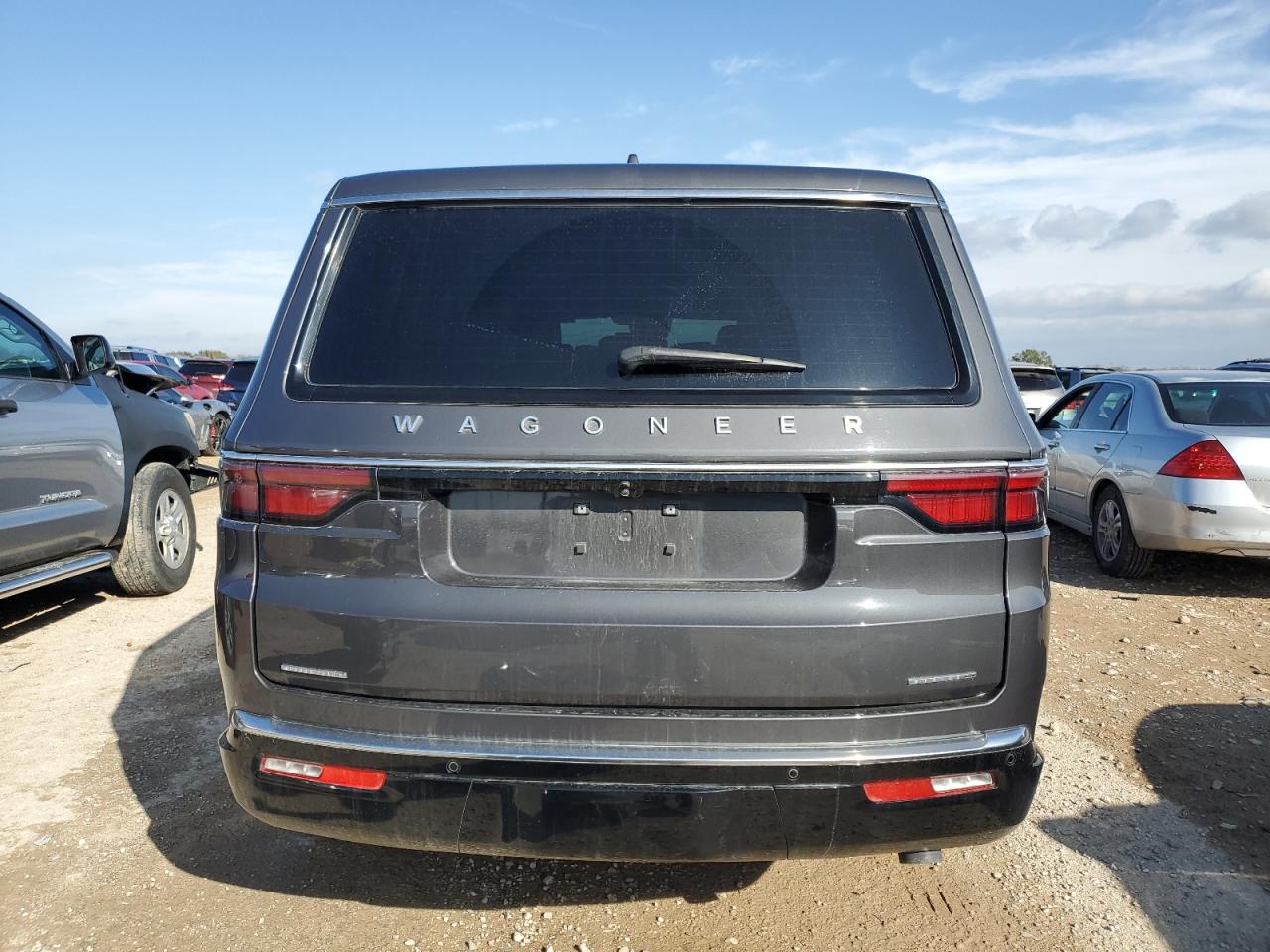 2022 Jeep Grand Wagoneer - Image 6