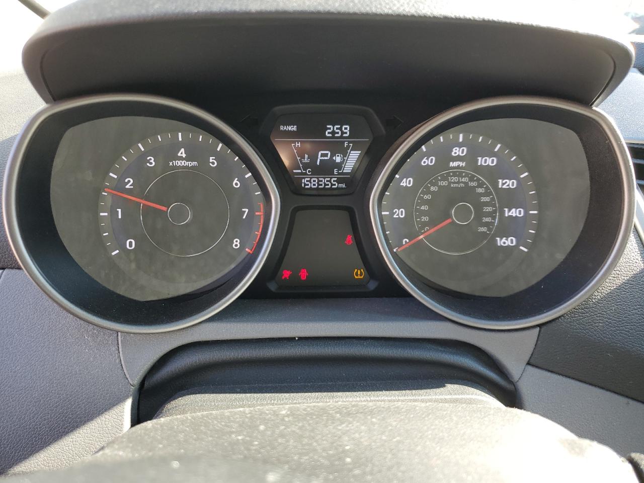 2025 Hyundai Elantra - Image 9
