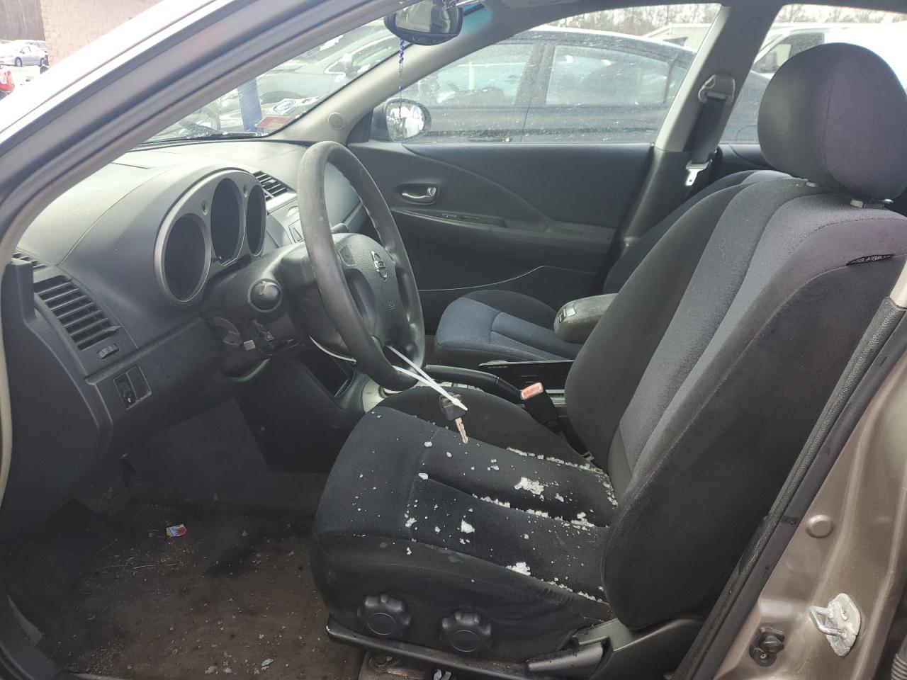 2004 Nissan Altima - Image 7