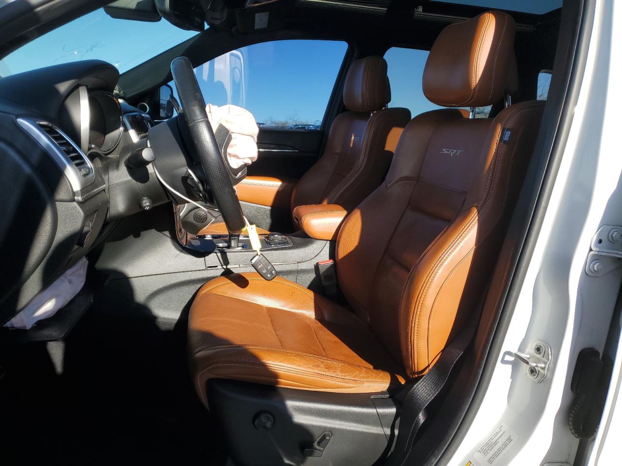 2014 Jeep Grand Cherokee - Image 7