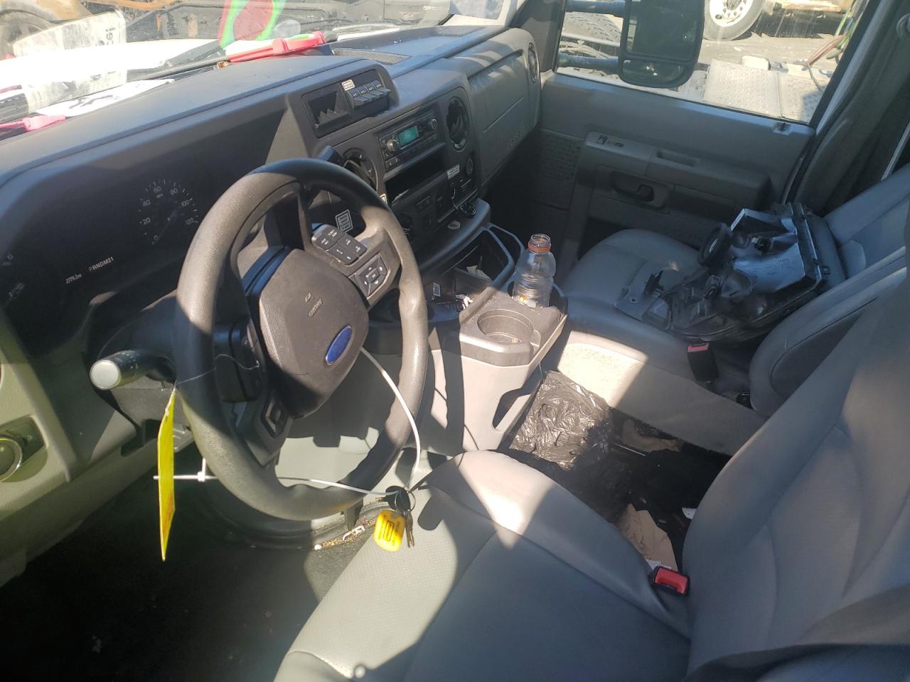 2022 Ford Econoline - Image 8