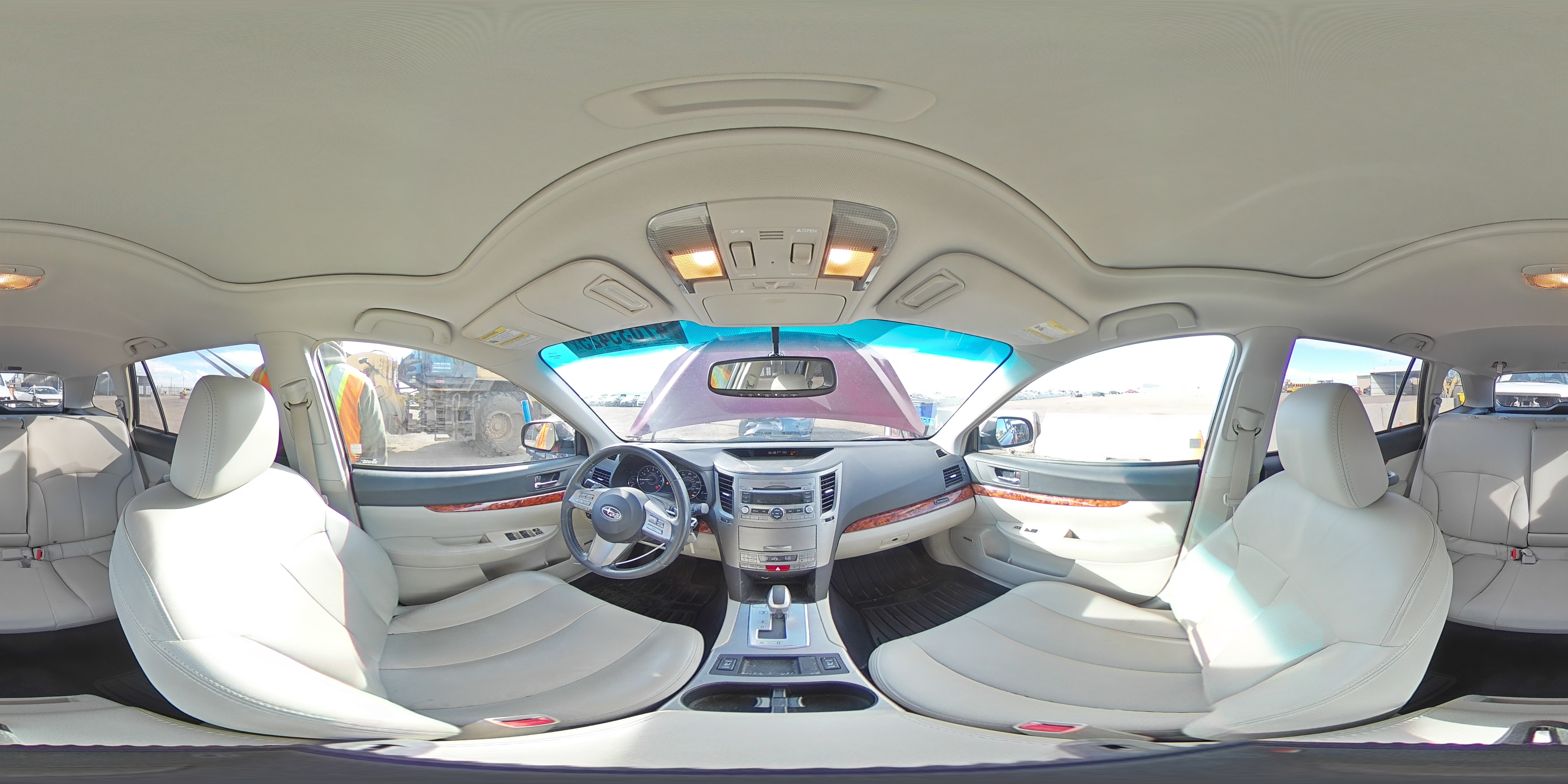 2011 Subaru Outback - Image 12