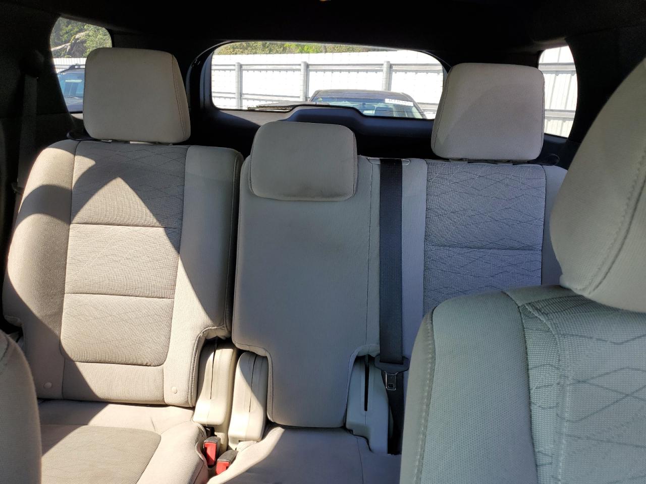 2014 Ford Explorer - Image 10