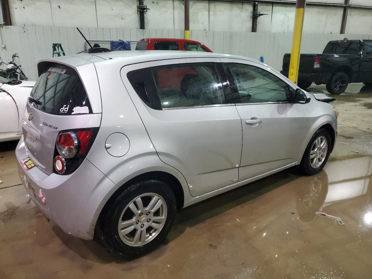 2015 Chevrolet Sonic - Image 3
