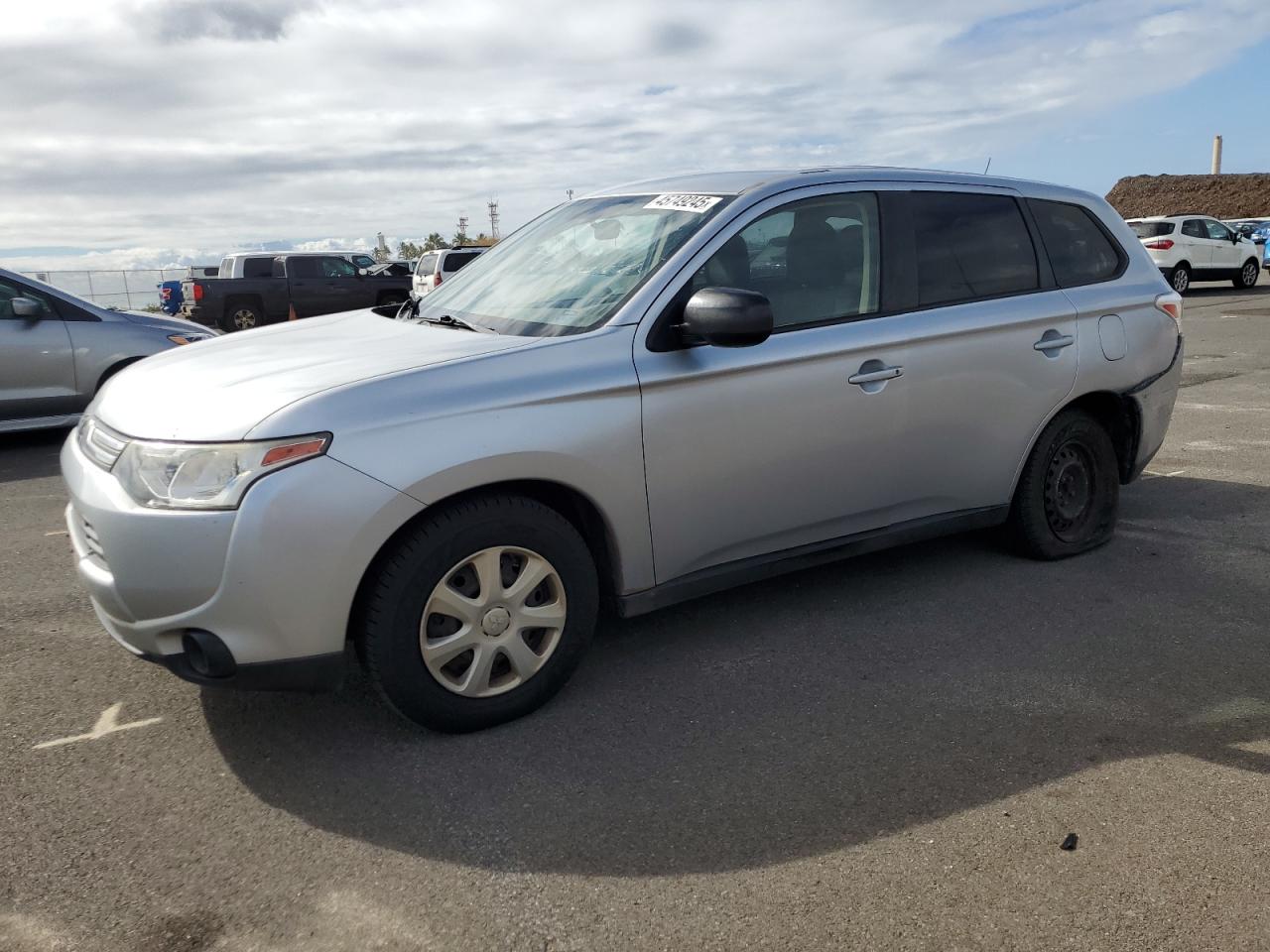 2014 Mitsubishi Outlander - Image 1