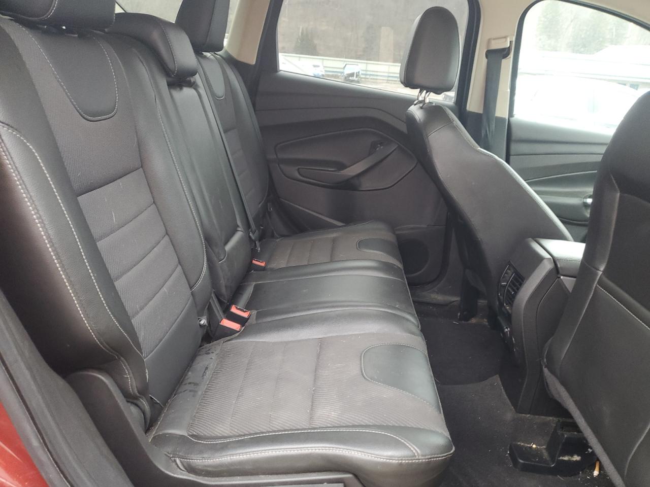 2015 Ford Escape - Image 11