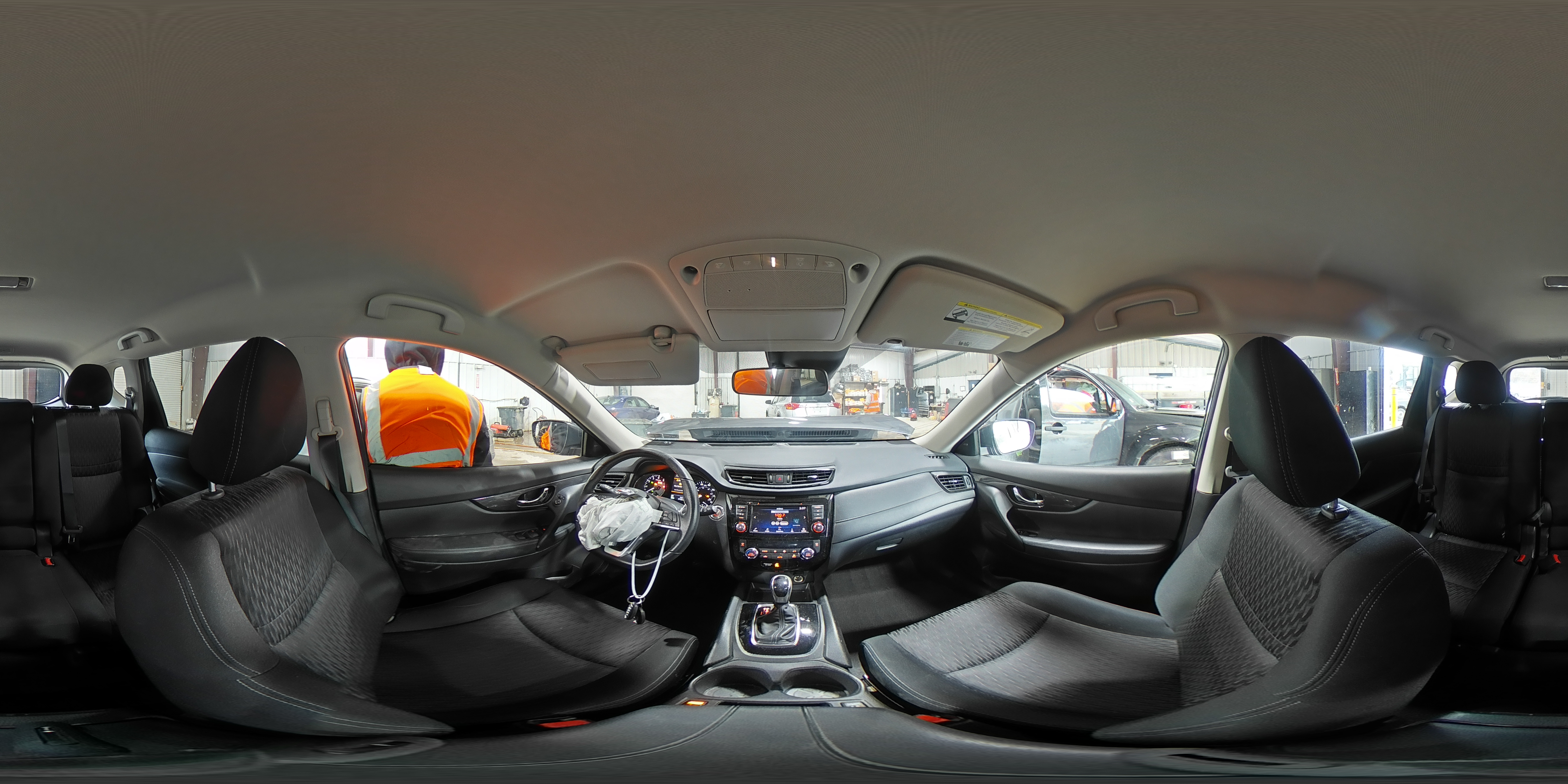 2020 Nissan Rogue - Image 15