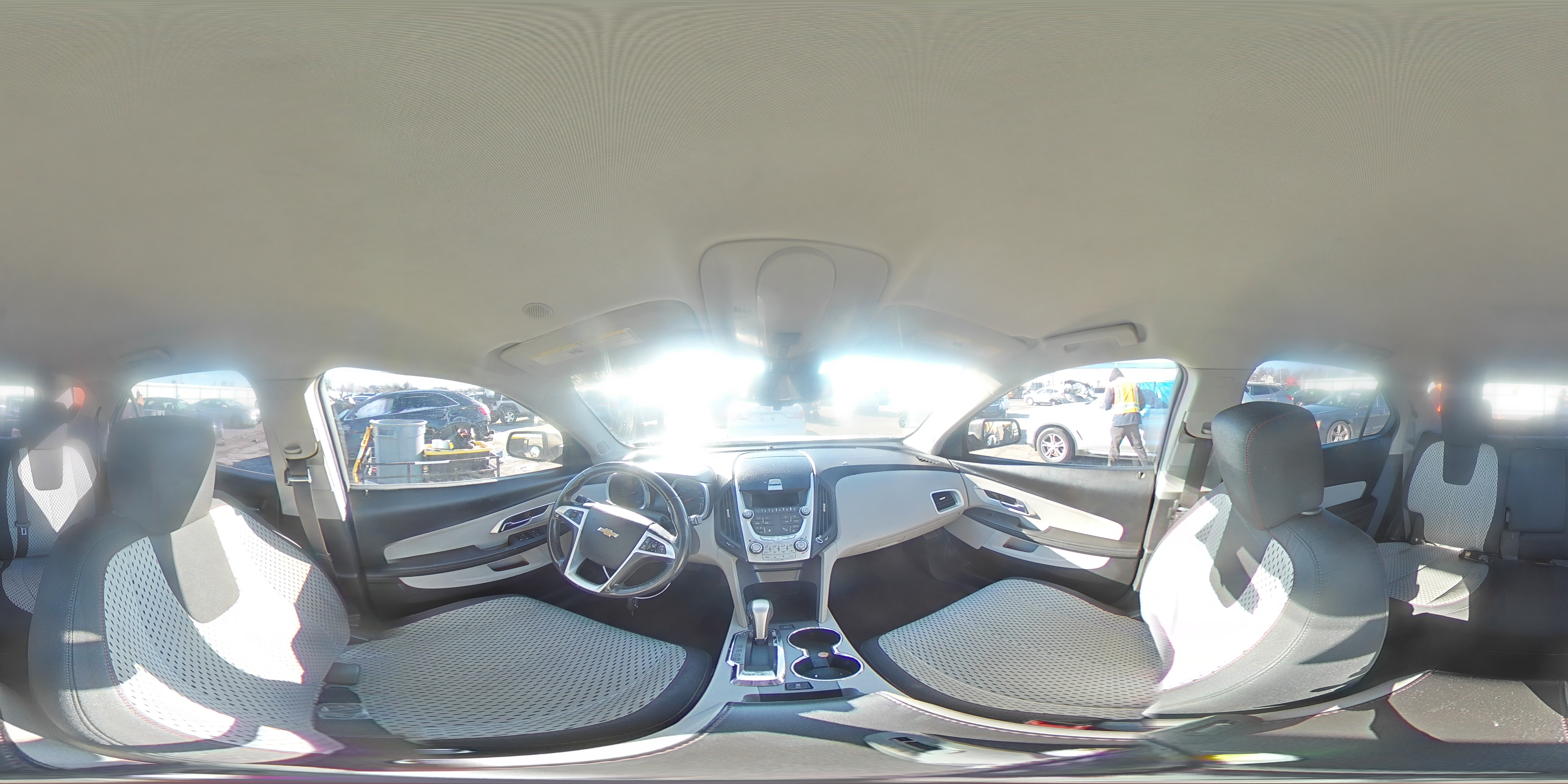 2011 Chevrolet Equinox - Image 13