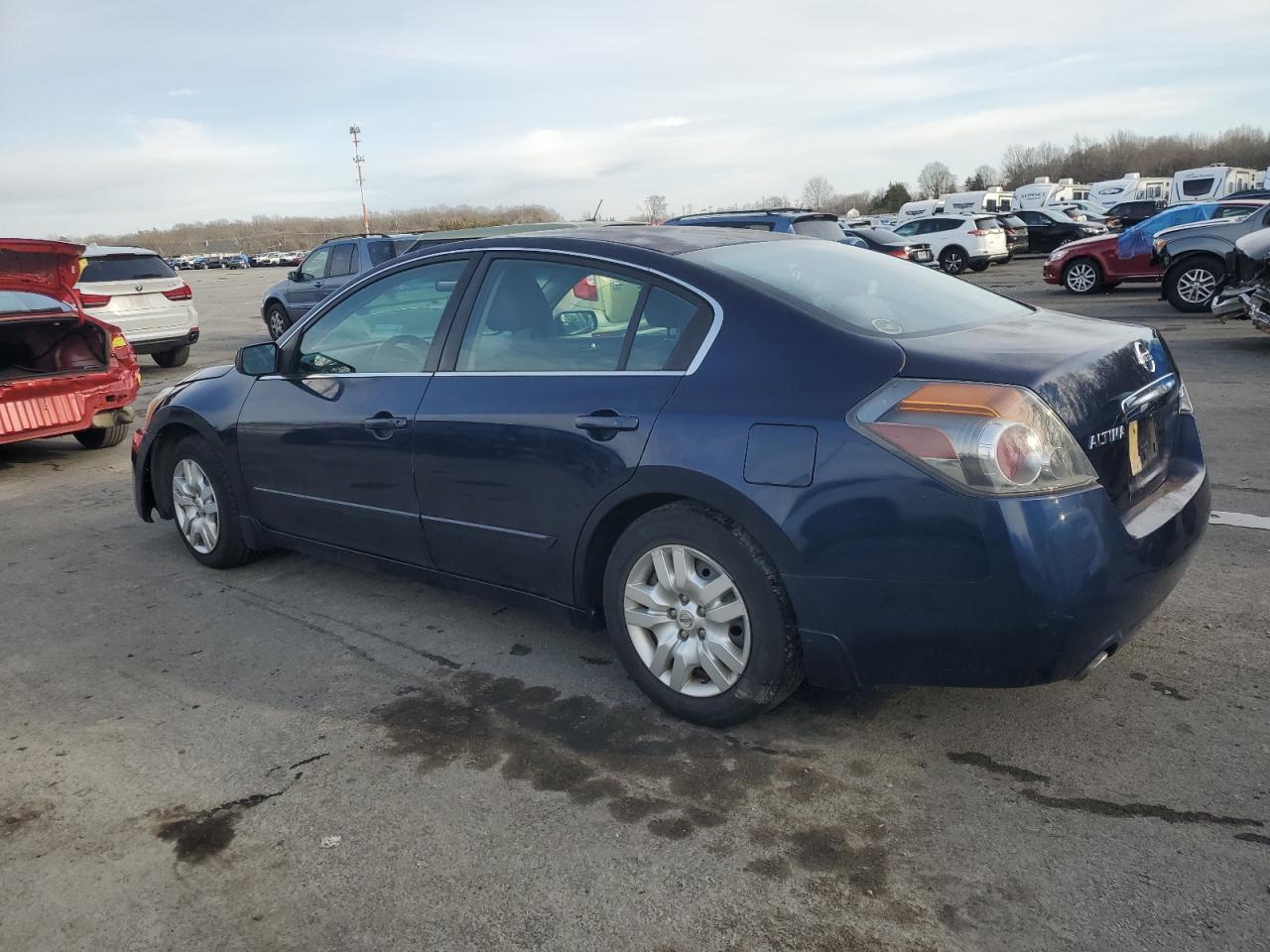 2010 Nissan Altima - Image 2